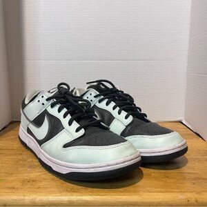Mint and black Nike dunks size 11 for men